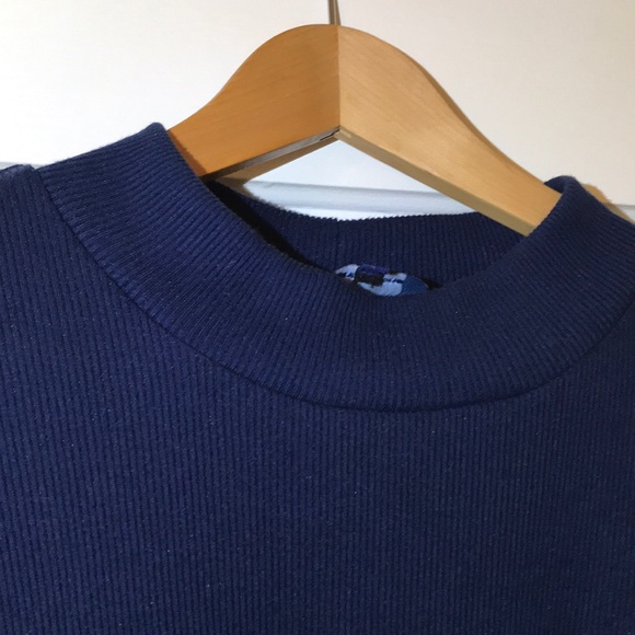 Fancy navy blue top - Picture 2 of 4